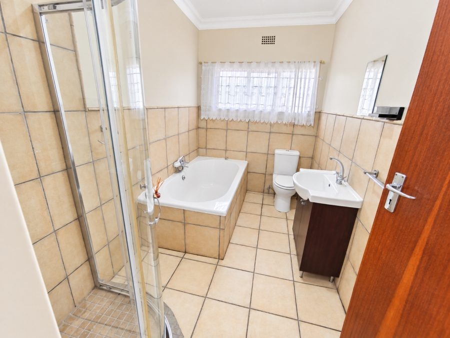 5 Bedroom Property for Sale in Meyerhof Free State